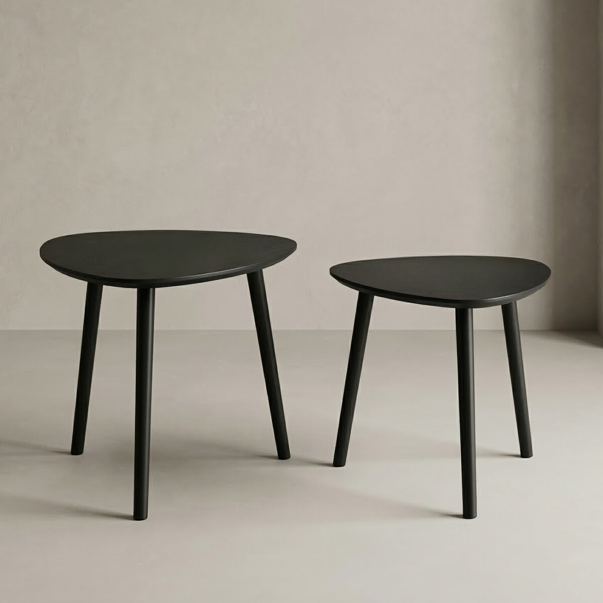 Zestaw 2 stolików kawowych BINI w różnych rozmiarach