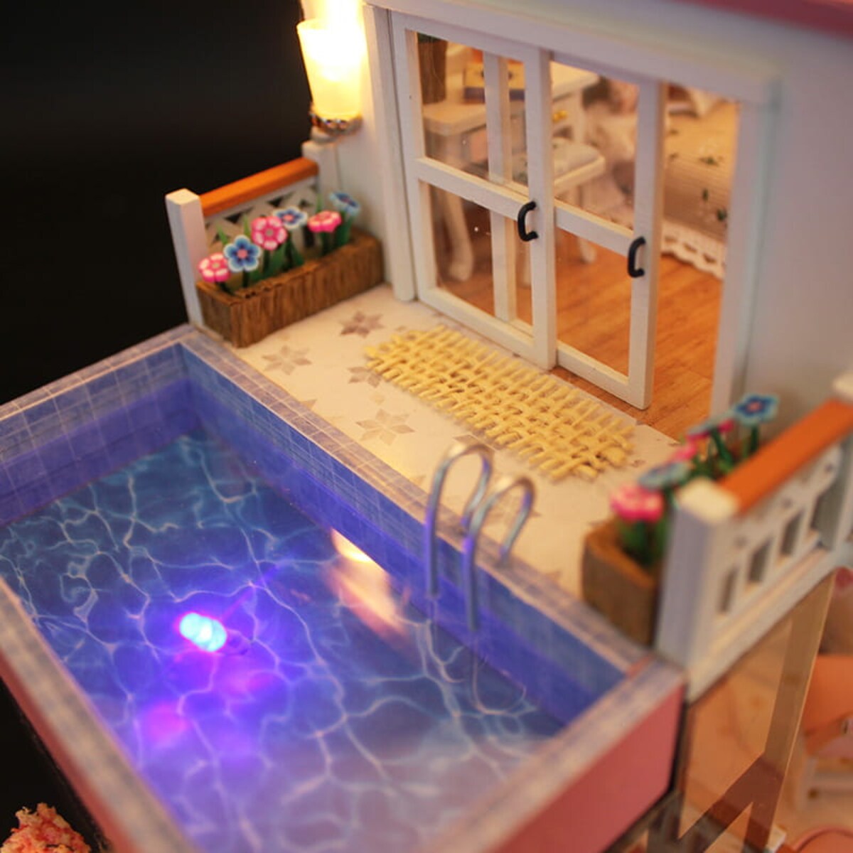 Miniaturowy domek - Lukrowy poranek