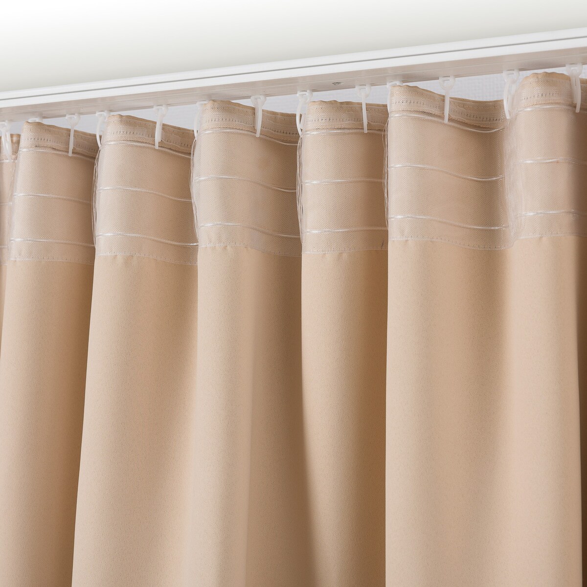Zasłona zaciemniająca na taśmie marszczącej kremowy beż 140 x 280cm 1 szt. 140x280 beżowy