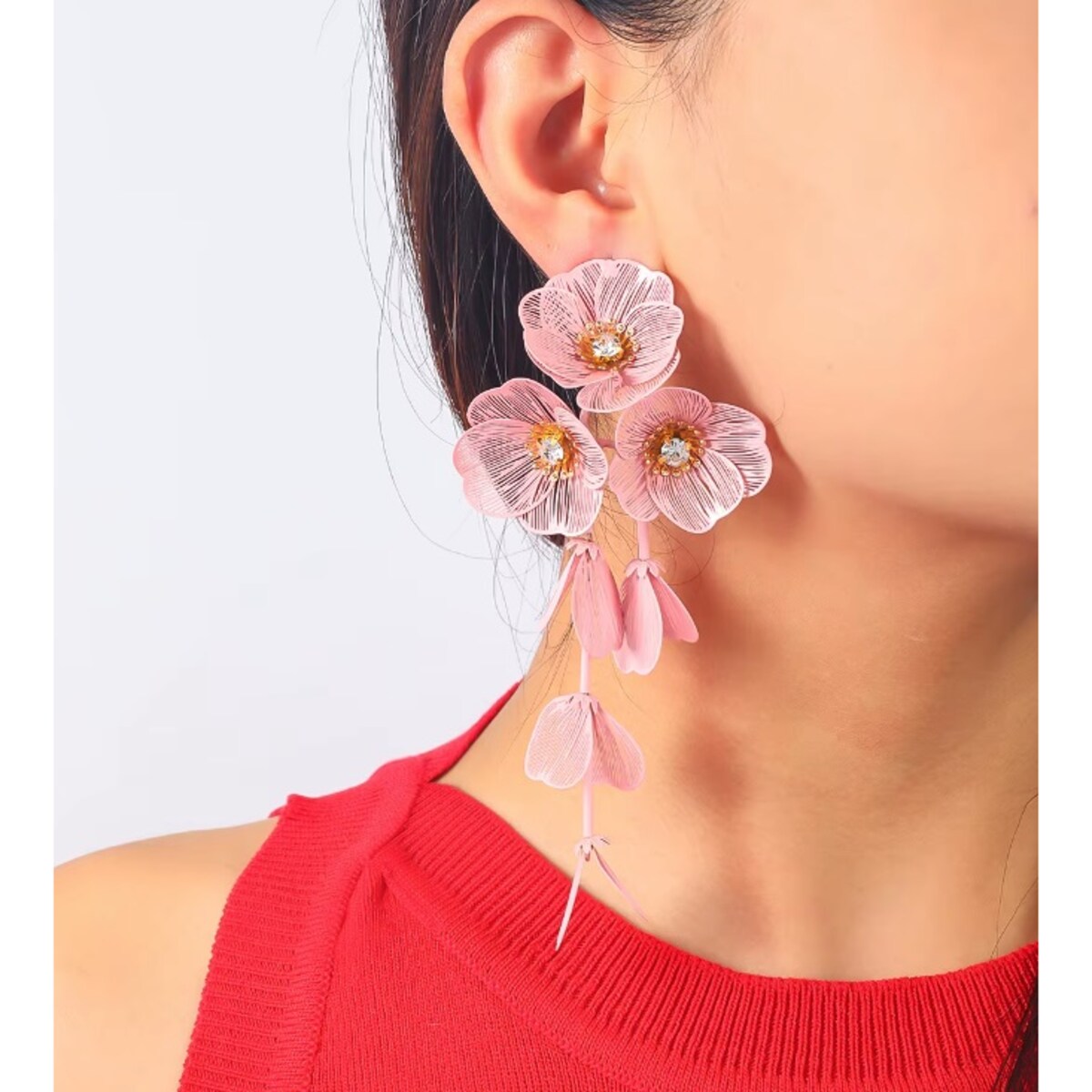 Różowe kolczyki pastelowe z kwiatkami cyrkoniami gałązki efektowna biżuteria