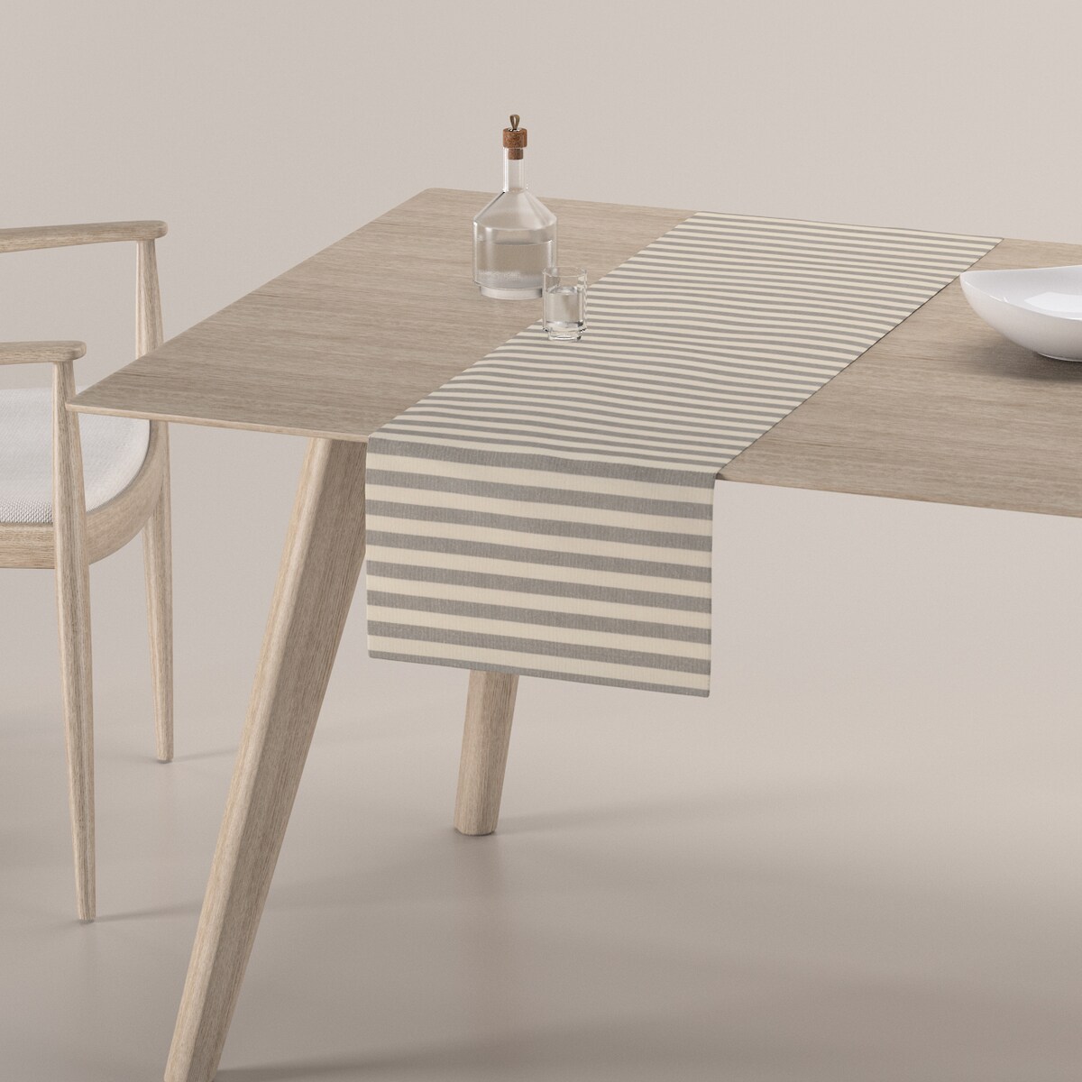 Bieżnik prostokątny 40x130 szaro-białe pasy (1,5cm)