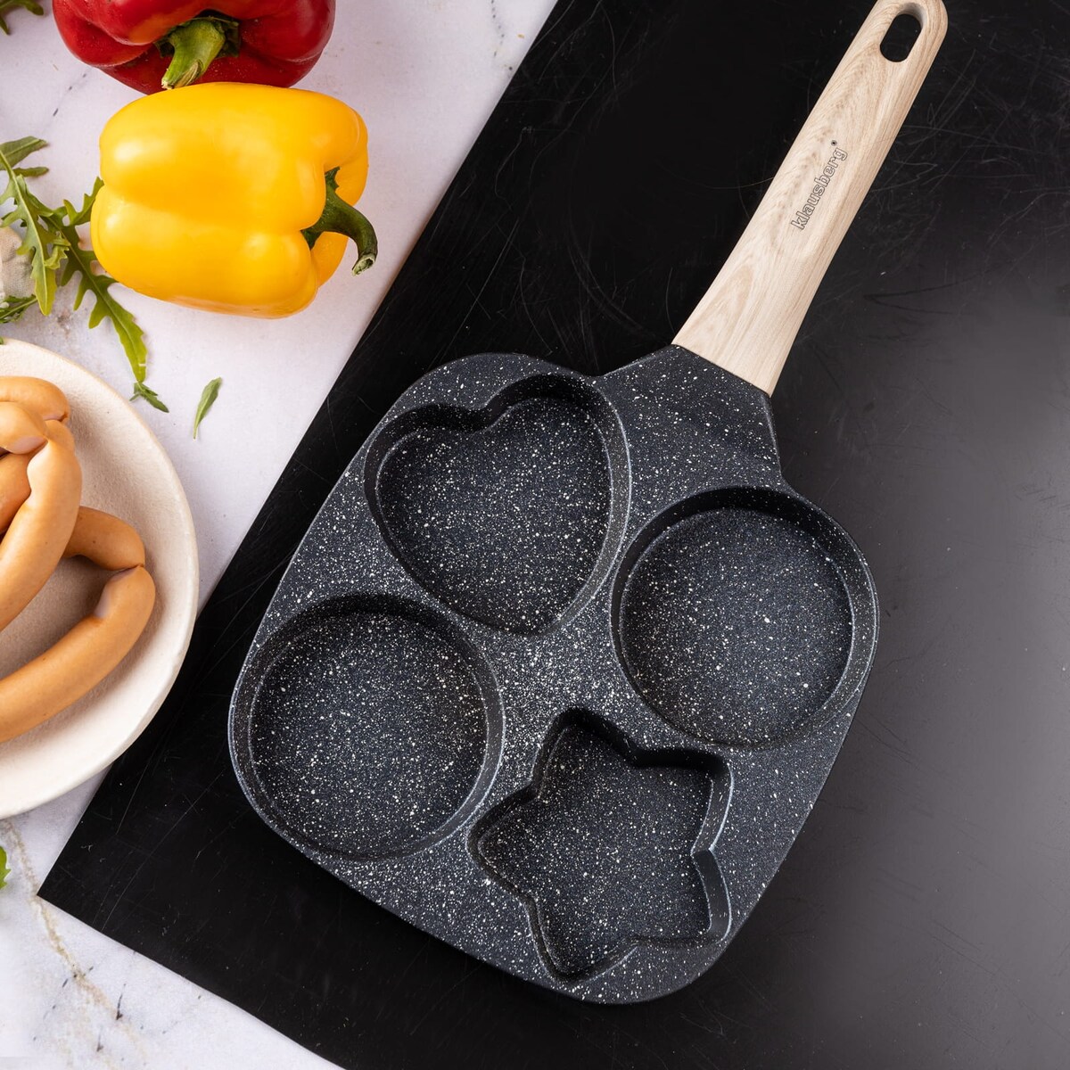 Patelnia marmurkowa 4 w 1 do naleśników jajek placków pancake 18cm CZARNA KLAUSBERG