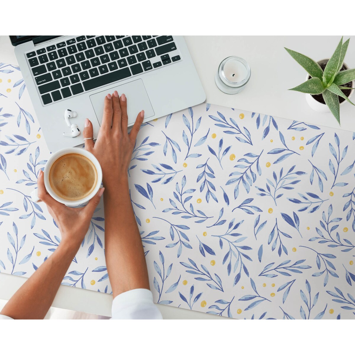 Niebieska mata na biurko Liście akwarelowe, 120x60 cm