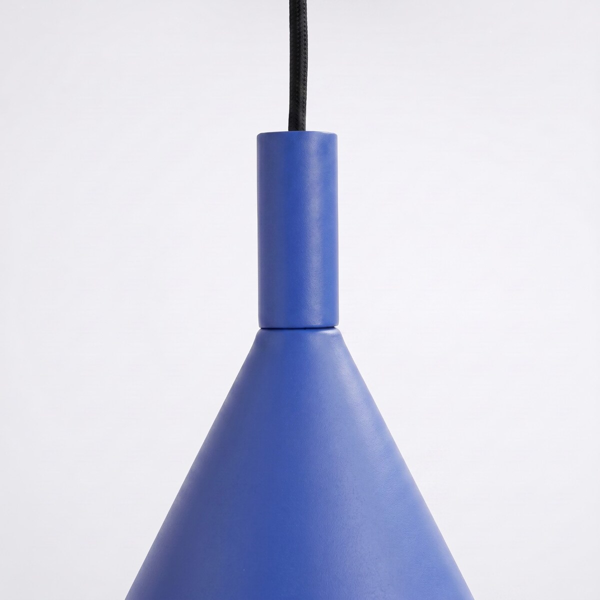 Lampa wisząca NOX 25 ultramaryna