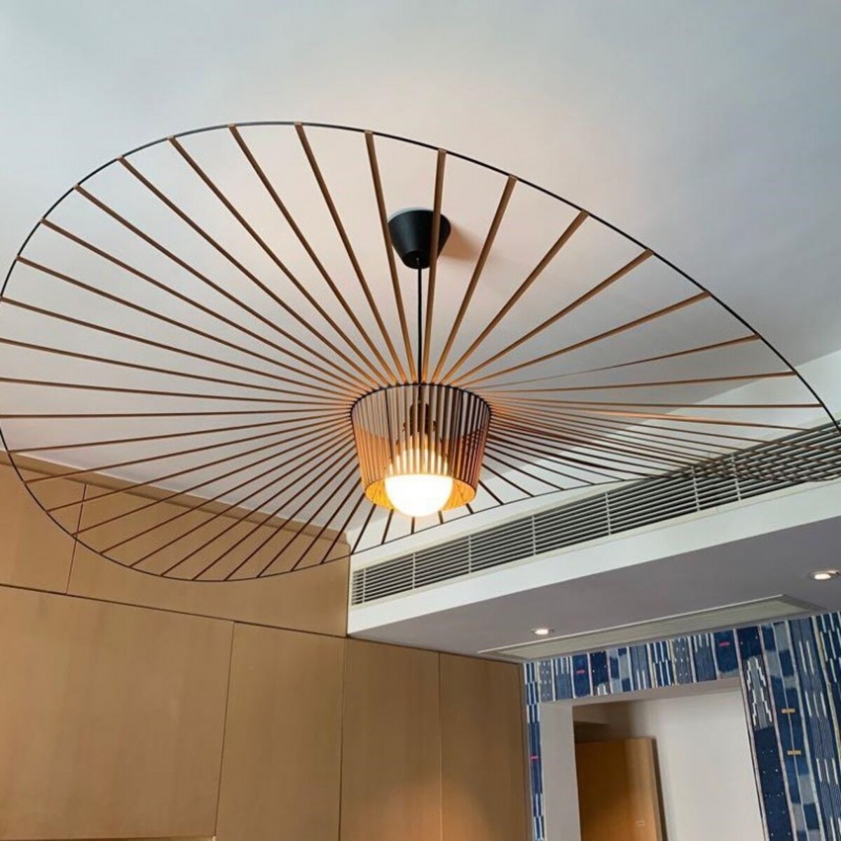 Lampa wisząca sufitowa do salonu Vertigo 140cm