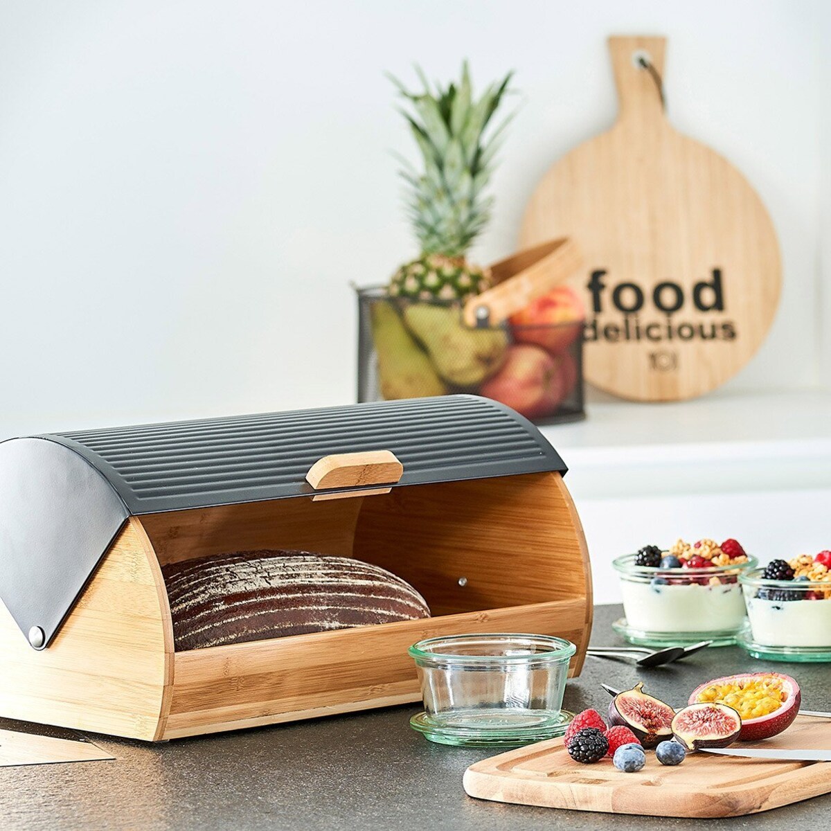 Chlebak bambusowy z pokrywą, 39 cm, ZELLER