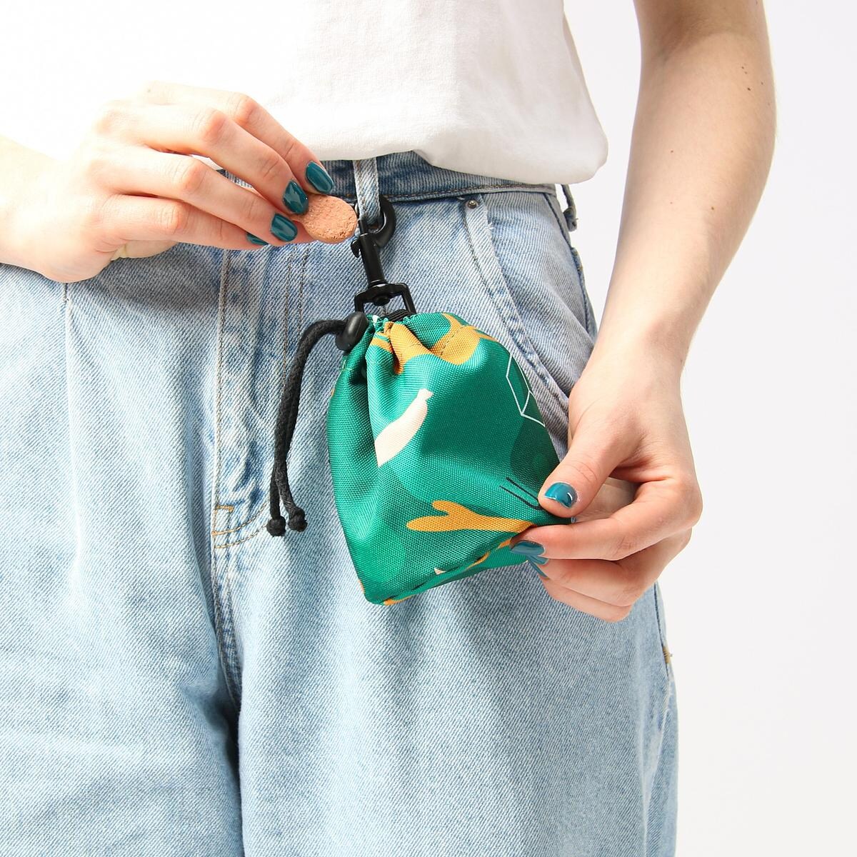 Mini saszetka na smaczki "Psy na jawie"