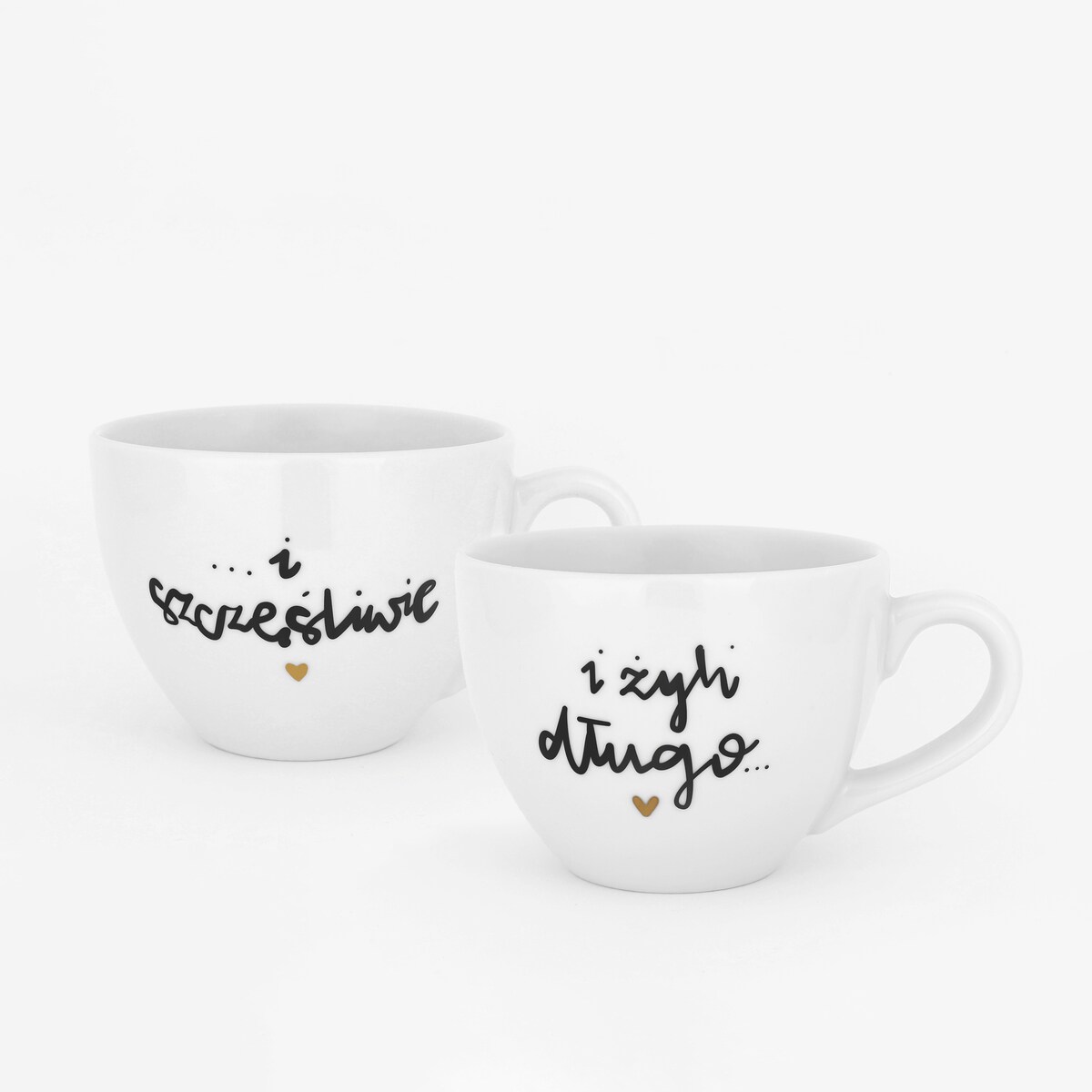 Zestaw 2 białych kubków porcelanowych 500 ml - motyw złotego serca i napisu i żyli długo i szczęśliwie dla nowożeńców na ślub