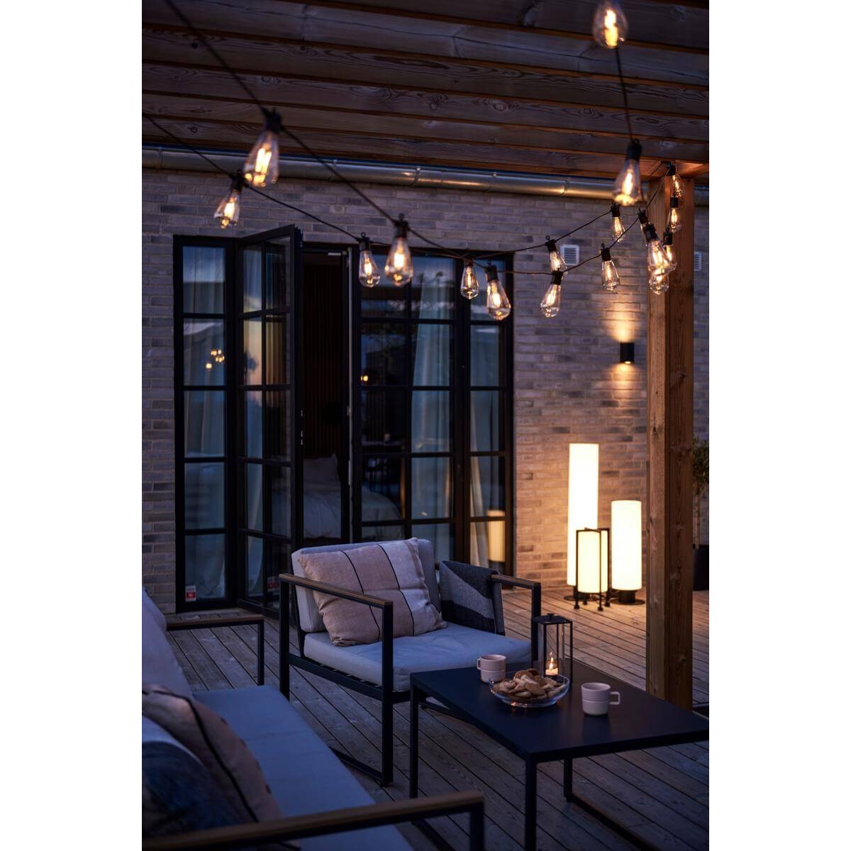 Dekoracyjna girlanda zewnętrzna LED 2,4W 5,5m czarna