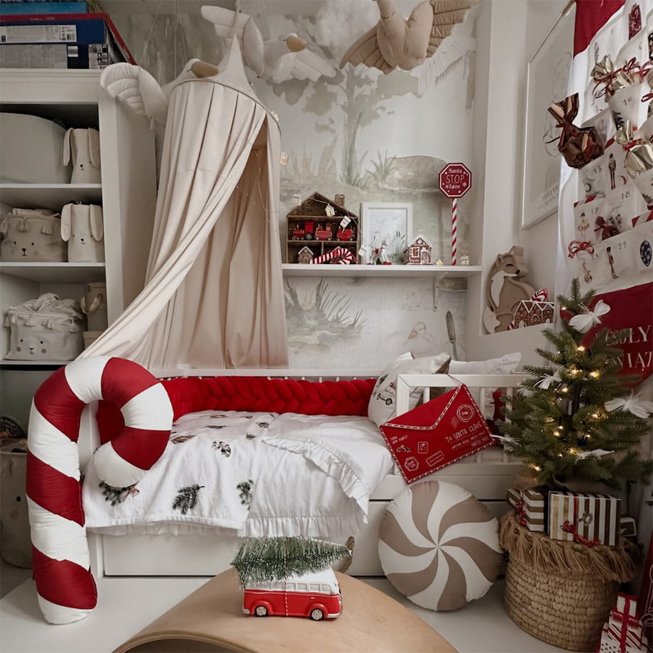 Poduszka XMAS wzór XM16 | Czerwona laska cukrowa XXL