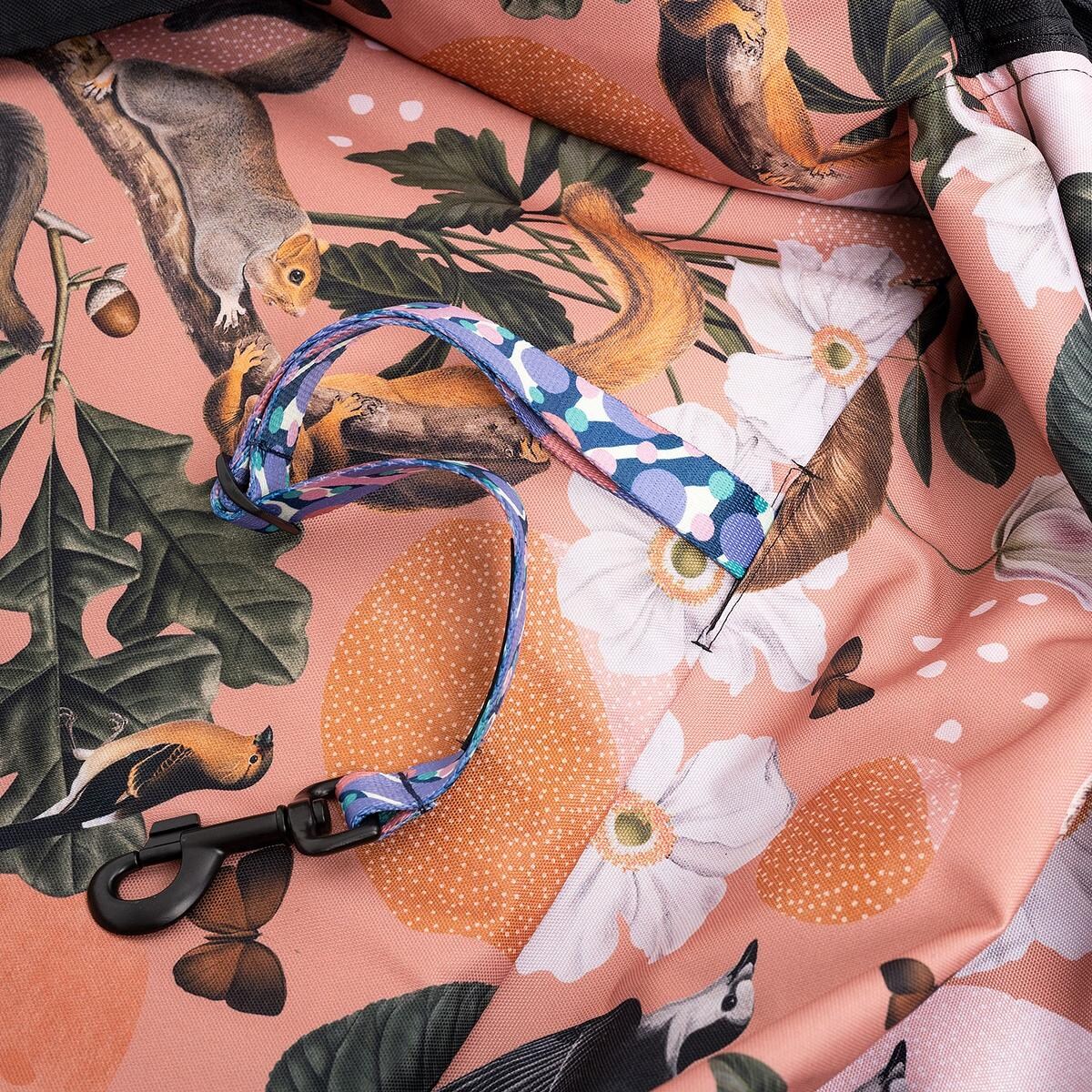 Fotelik do samochodu "Psychodelia"