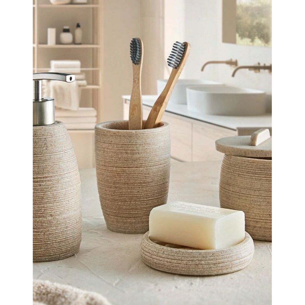 Kleine Wolke Sand Dozownik do mydła kompozyt ceramiczny Eco Care beż macadamia