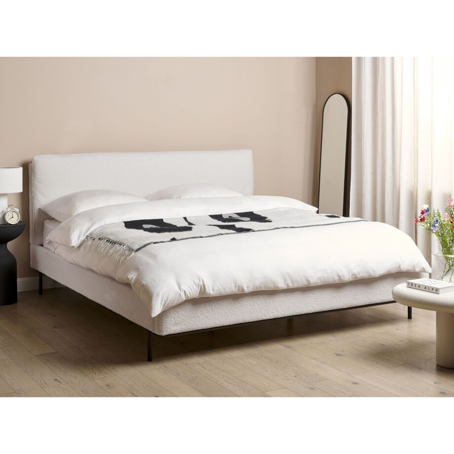 Łóżko boucle 180 x 200 cm białe CORIO