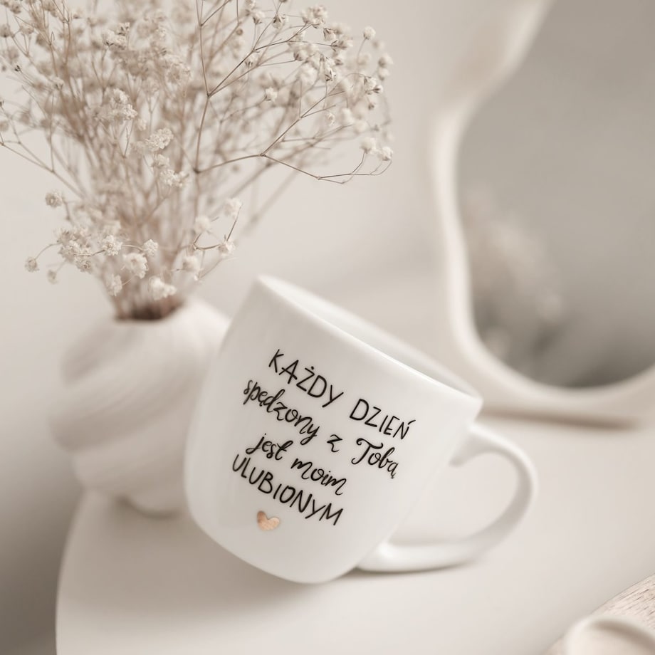 Biały Kubek Porcelanowy 300 ml - Napis Każdy Dzień z Tobą dla Ukochanej Osoby na Walentynki