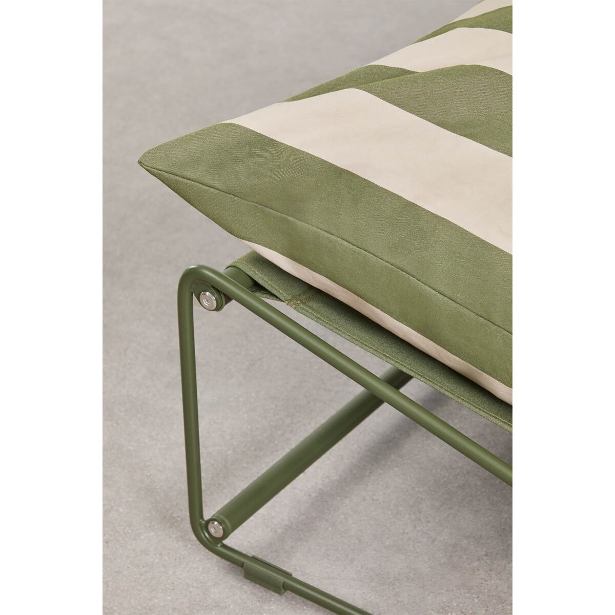 Fotel ogrodowo-domowy Amaro paski beżowo-oliwkowy