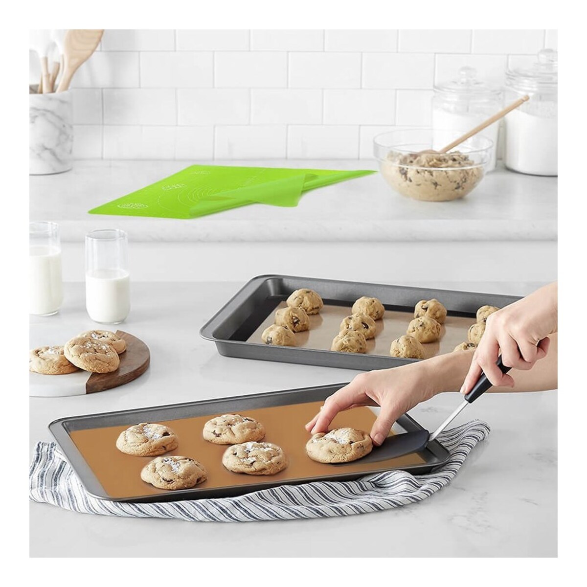 Maestro mata silikonowa do pieczenia z miarką 60x50cm MR1588PL