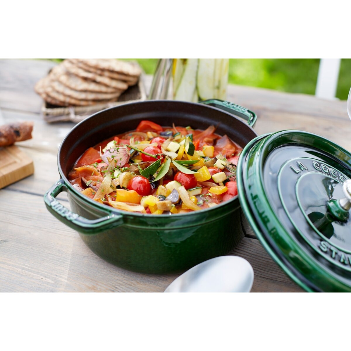 Garnek żeliwny okrągły Staub - 6.7 ltr, Zielony