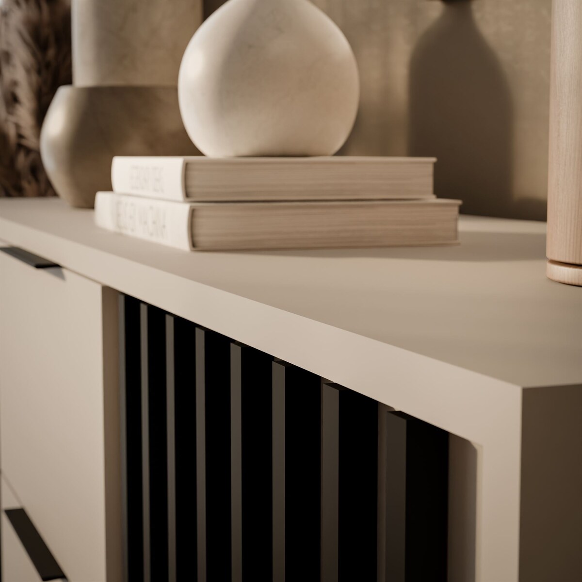 Dwudrzwiowa komoda NELA z lamelami, kaszmir + czarny