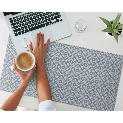 Niebieska mata na biurko Kwiatowy ornament, 90x45 cm