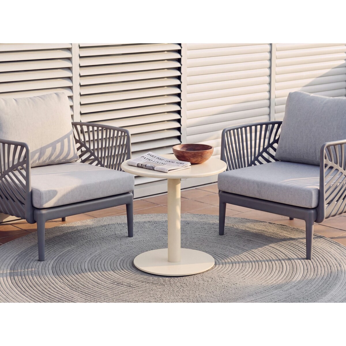 Stolik kawowy ogrodowy VITTUONE 50 cm 50 cm Metal Beżowy