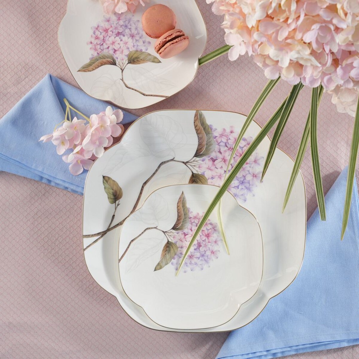 VILLA ITALIA Talerz do ciasta porcelanowy 25 x 25 cm MAGIC BLOOMS