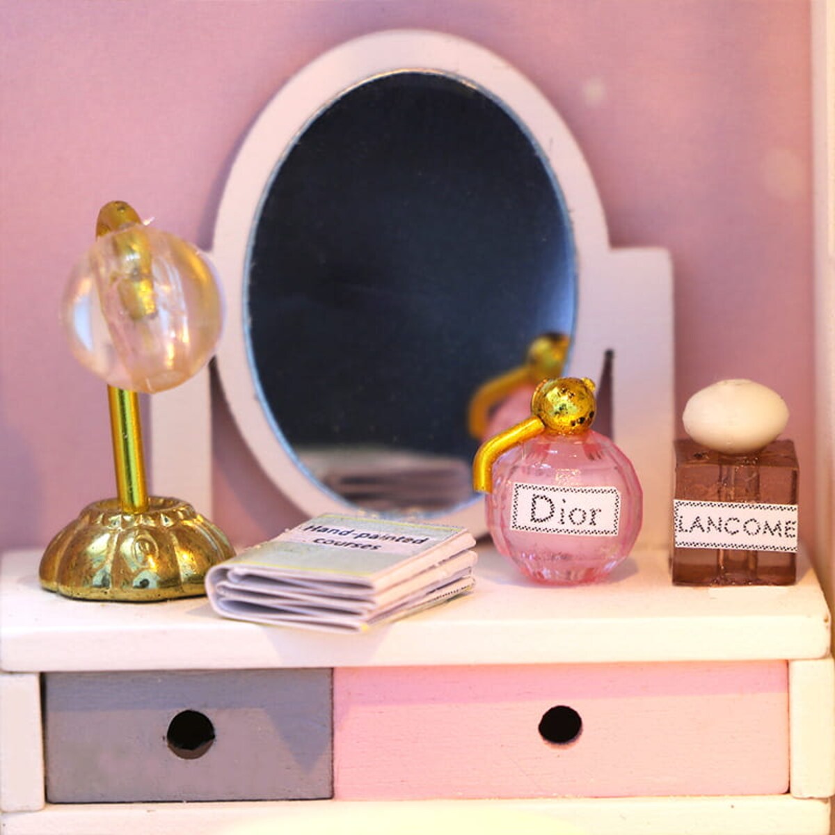 Miniaturowy domek - Między nami dziewczynami