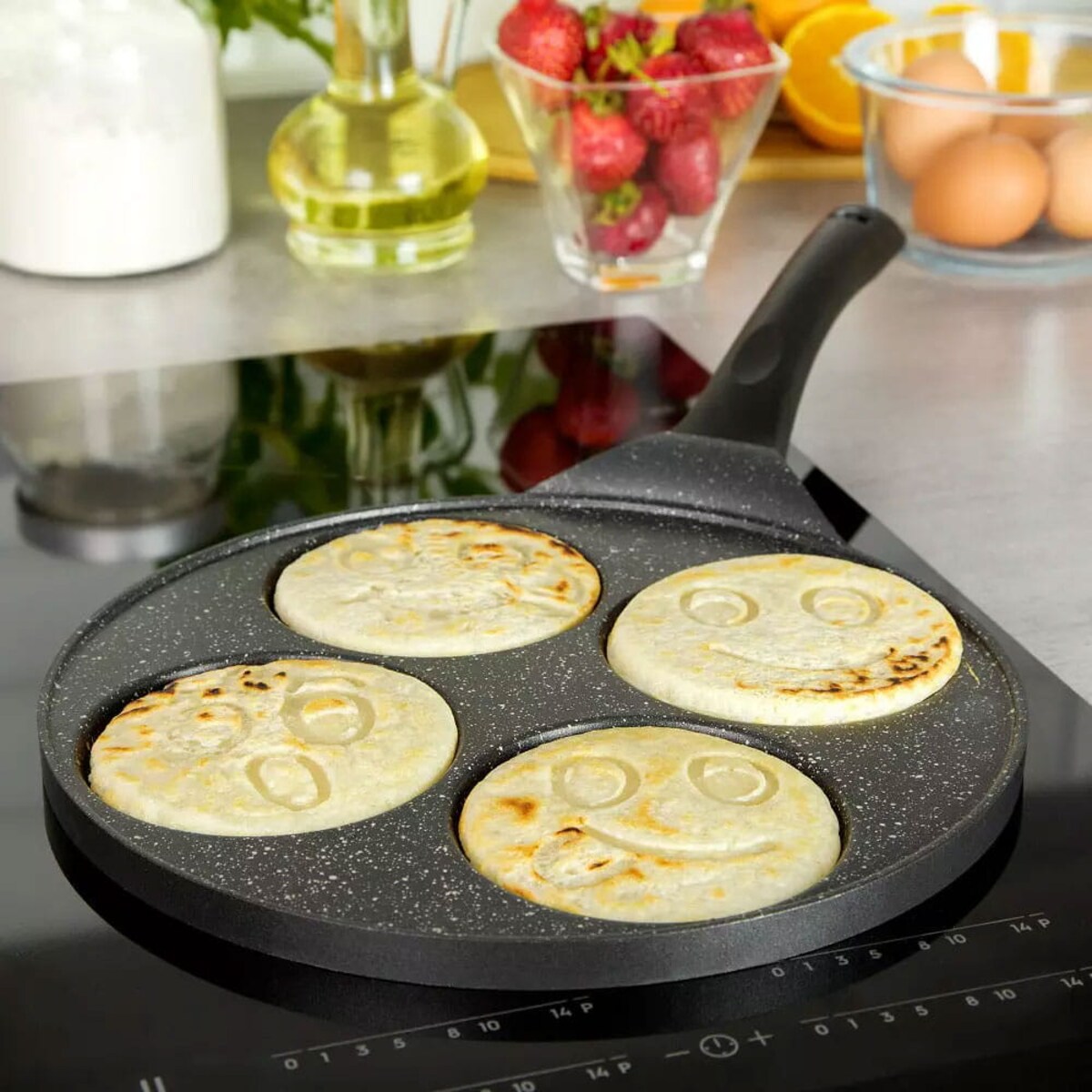 Patelnia do naleśników placków 26cm pancake buźki na indukcję gaz KINGHOFF