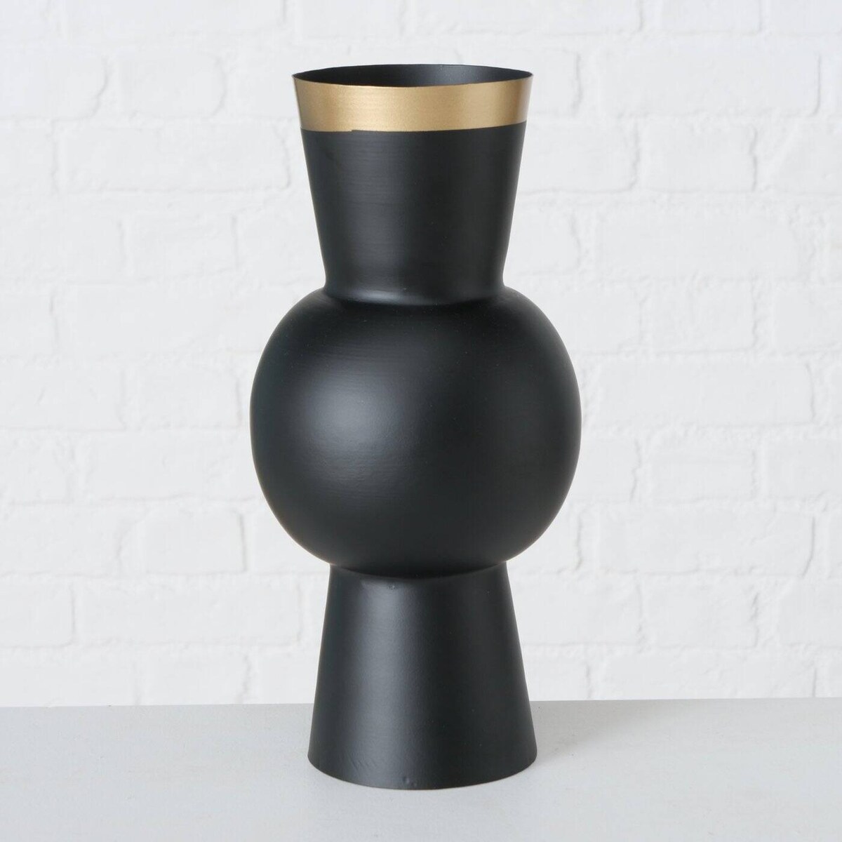 Wazon czarny ze złotym zdobieniem, funkcja dekoracyjna, 30 cm
