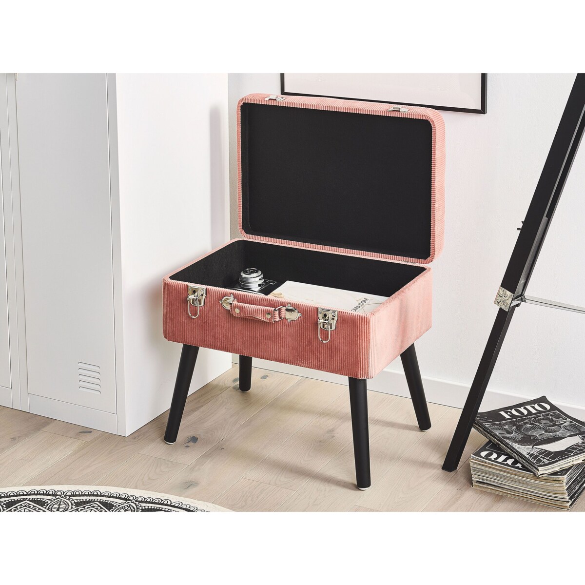 Stołek ze schowkiem sztruksowy różowy MALLARD