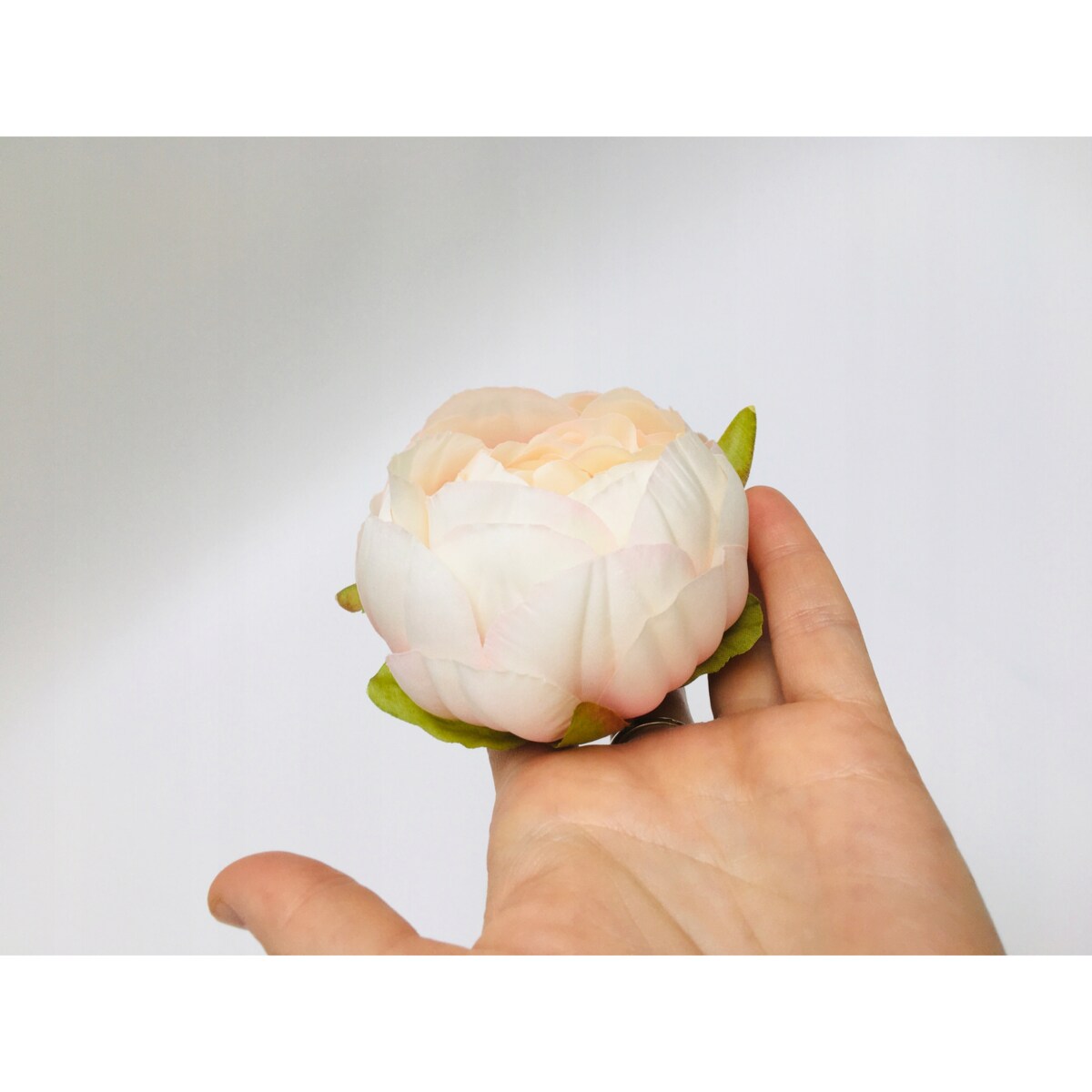 KWIATY sztuczne piwonia KREMOWA główka do stroika wiązanki cmentarz grób