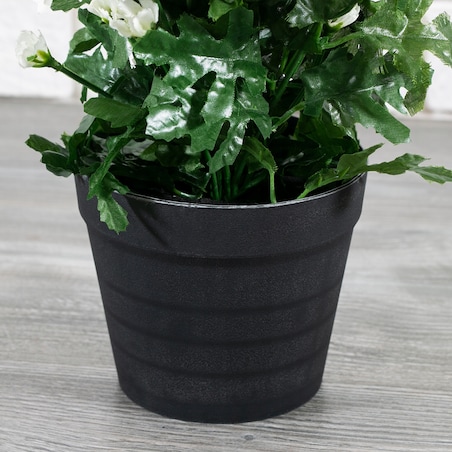 SZTUCZNE STOKROTKI W DONICZCE