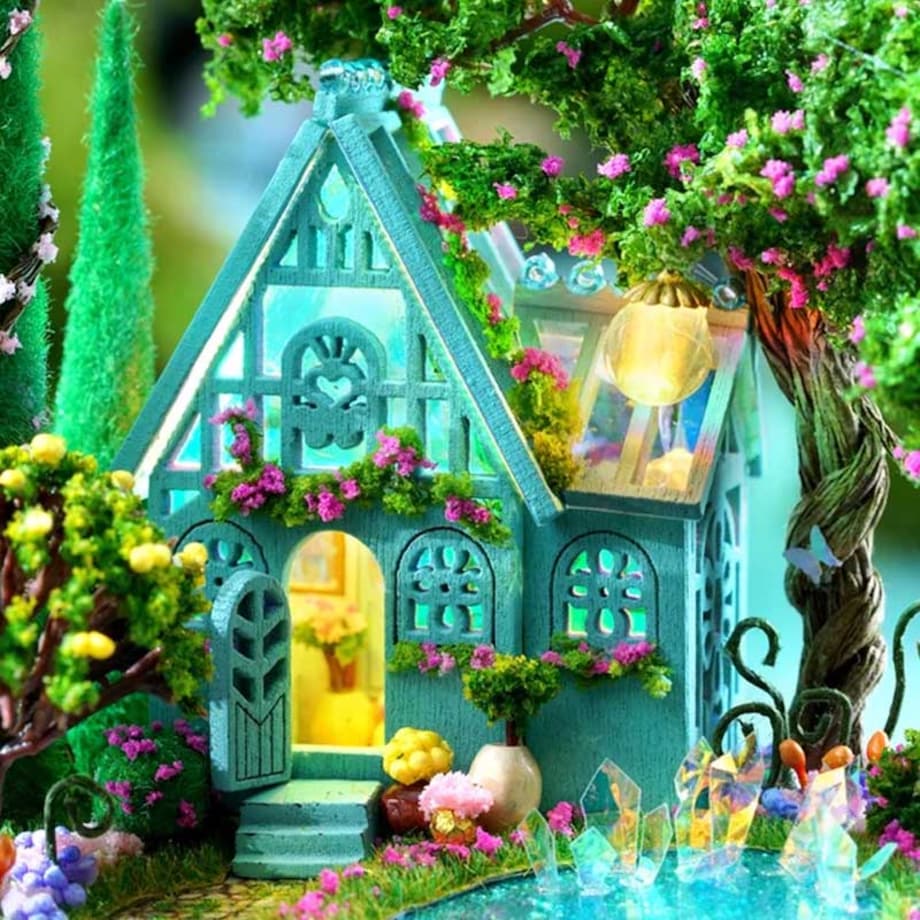 Miniaturowy domek - Turkusowe jezioro