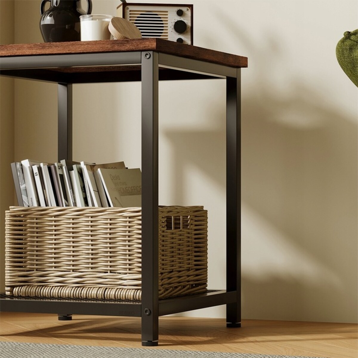 STOLIK KAWOWY KWADRATOWY POMOCNICZY BOCZNY Z PÓŁKĄ RETRO VINTAGE LOFT 55 CM