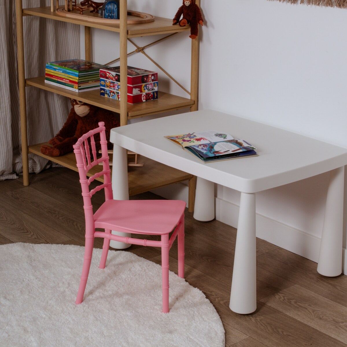 Krzesełko dla dzieci plastikowe z oparciem różowe dziecięce