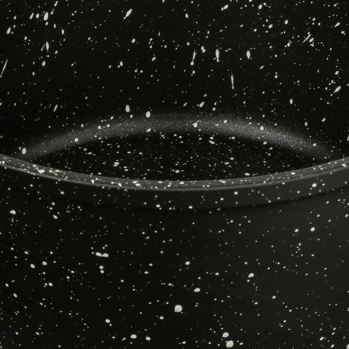 Garnek aluminiowy Ø 24 cm + pokrywka