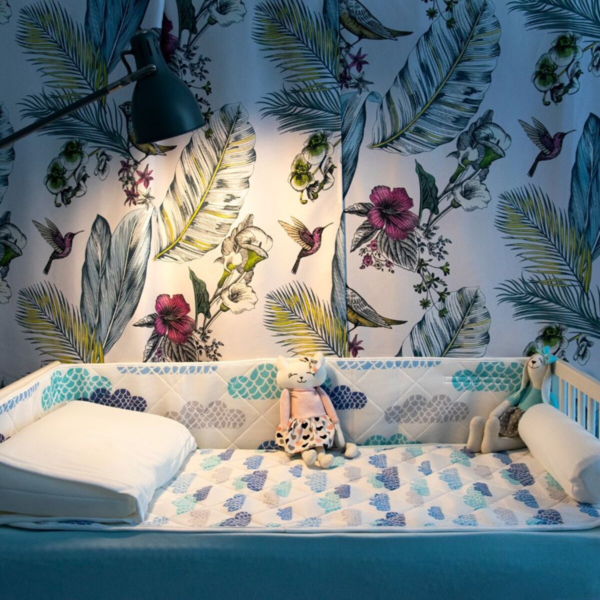 Ochraniacz na szczebelki do łóżeczka Protect Chmurki Białe