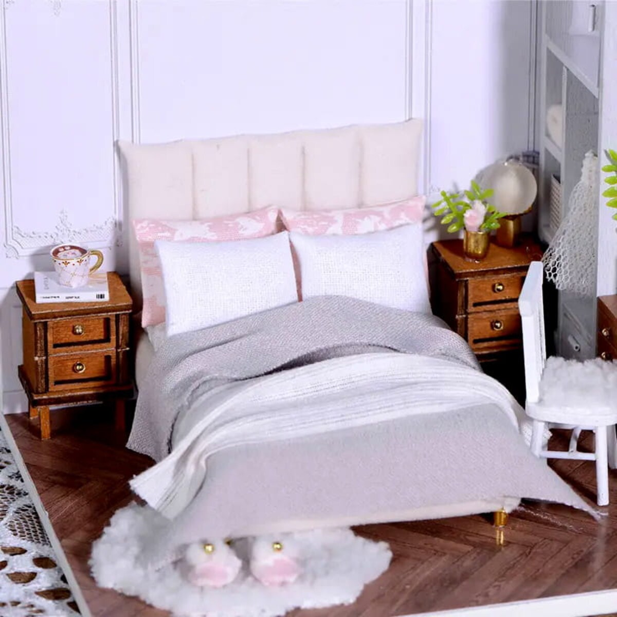 Miniaturowy domek - Okna Barcelony