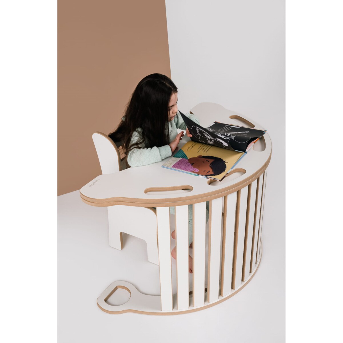 Krzesełko dla dziecka Z IMIENIEM