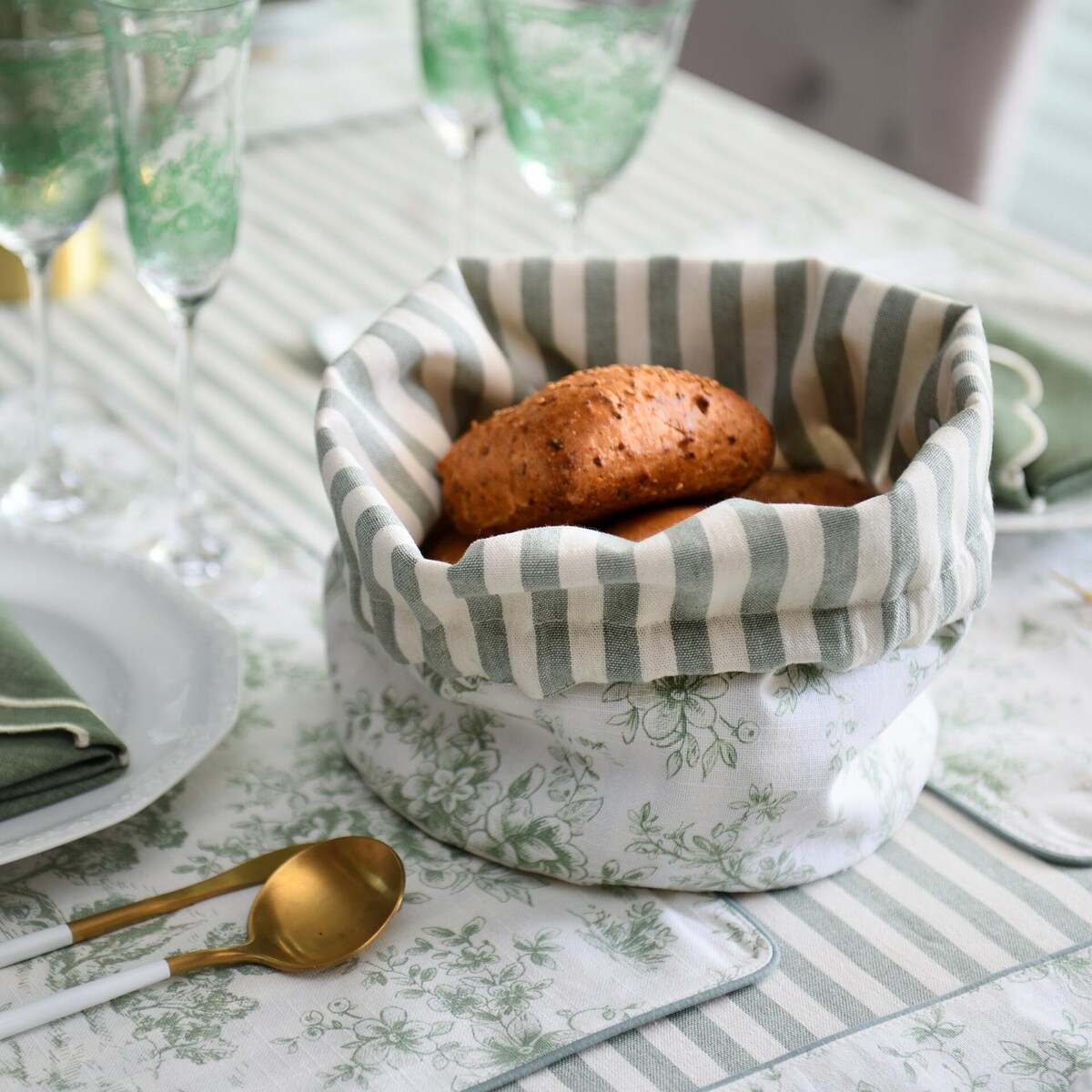 Mini dwustronne podkładki w stylu francuskim Toile de Jouy Green & Stripes – komplet 4 szt.