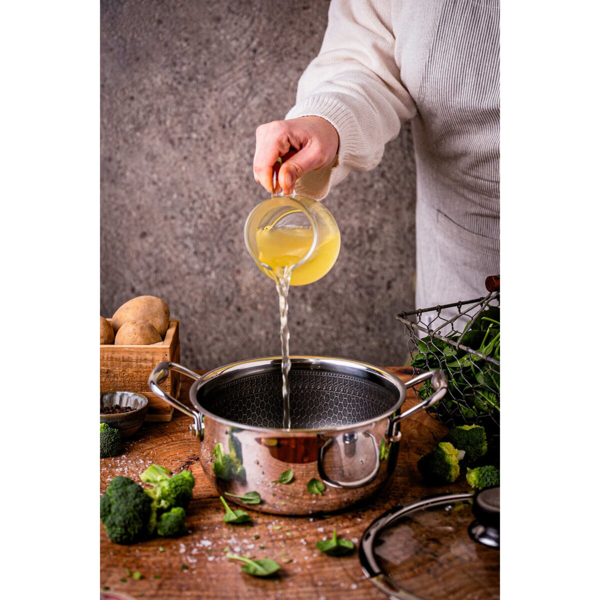 Profesjonalny garnek Mitsu 2,8 L 20 cm z pokrywką Plaster miodu Na indukcje Na gaz Nierdzewny