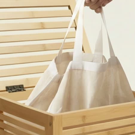 Bambusowy kosz na pranie z pokrywą i wyciąganym workiem LUND, 60 L