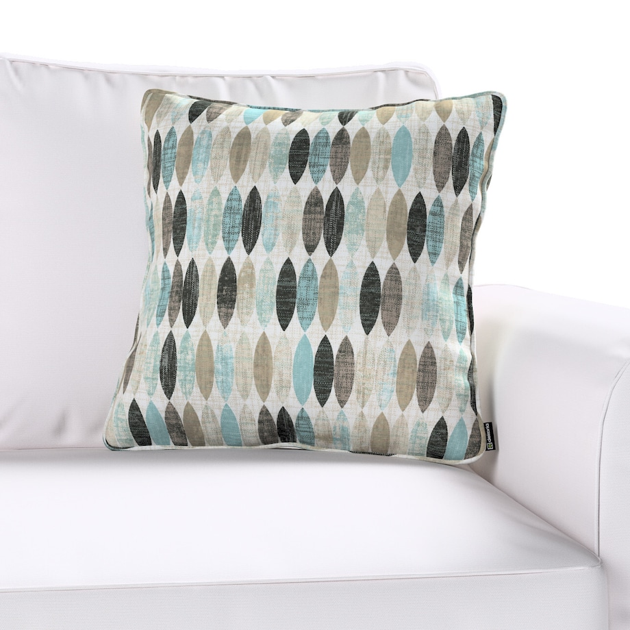 Poszewka Gabi na poduszkę 60x60 wzory w odcieniach błękitu, beżu i czarnego na jasnym tle
