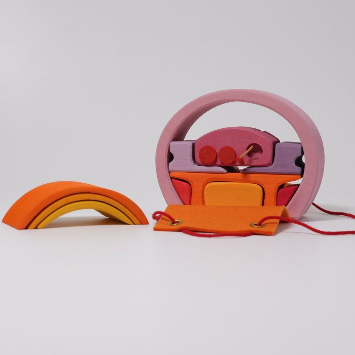 Dom mobilny do złożenia - drewniane klocki Grimm's różowo-pomarańczowye 3+