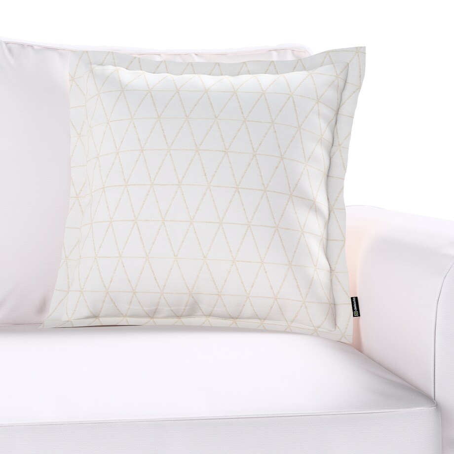 Poszewka Mona na poduszkę 45x45 beżowe trójkąty na kremowo-białym tle