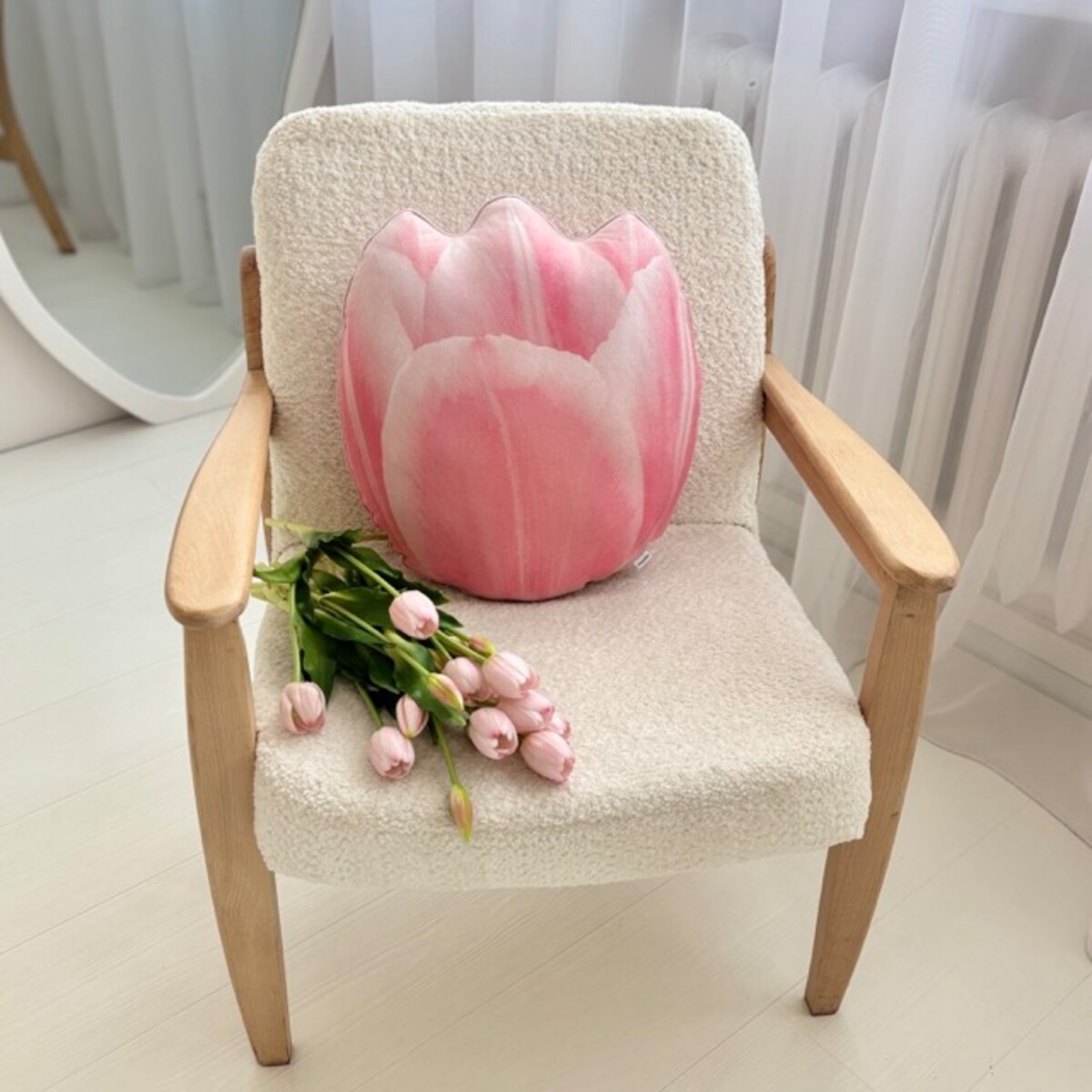 Poduszka kwiat duży Tulipan jasnoróżowy