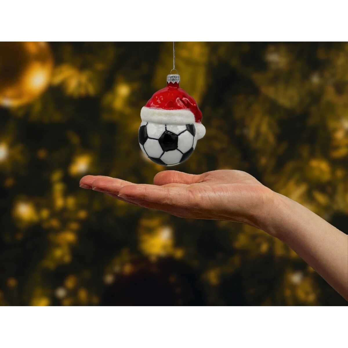 Bombka choinkowa ręcznie malowana: Piłka w czapce Mikołaja