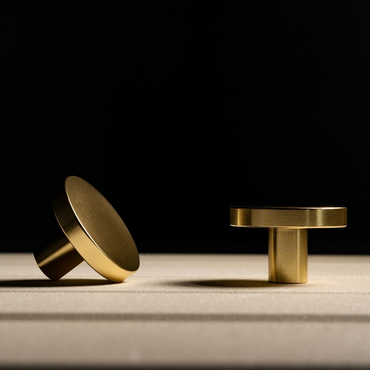 Gałka meblowa uchwyt do mebli złota klasyczna do szafek szuflad 30mm