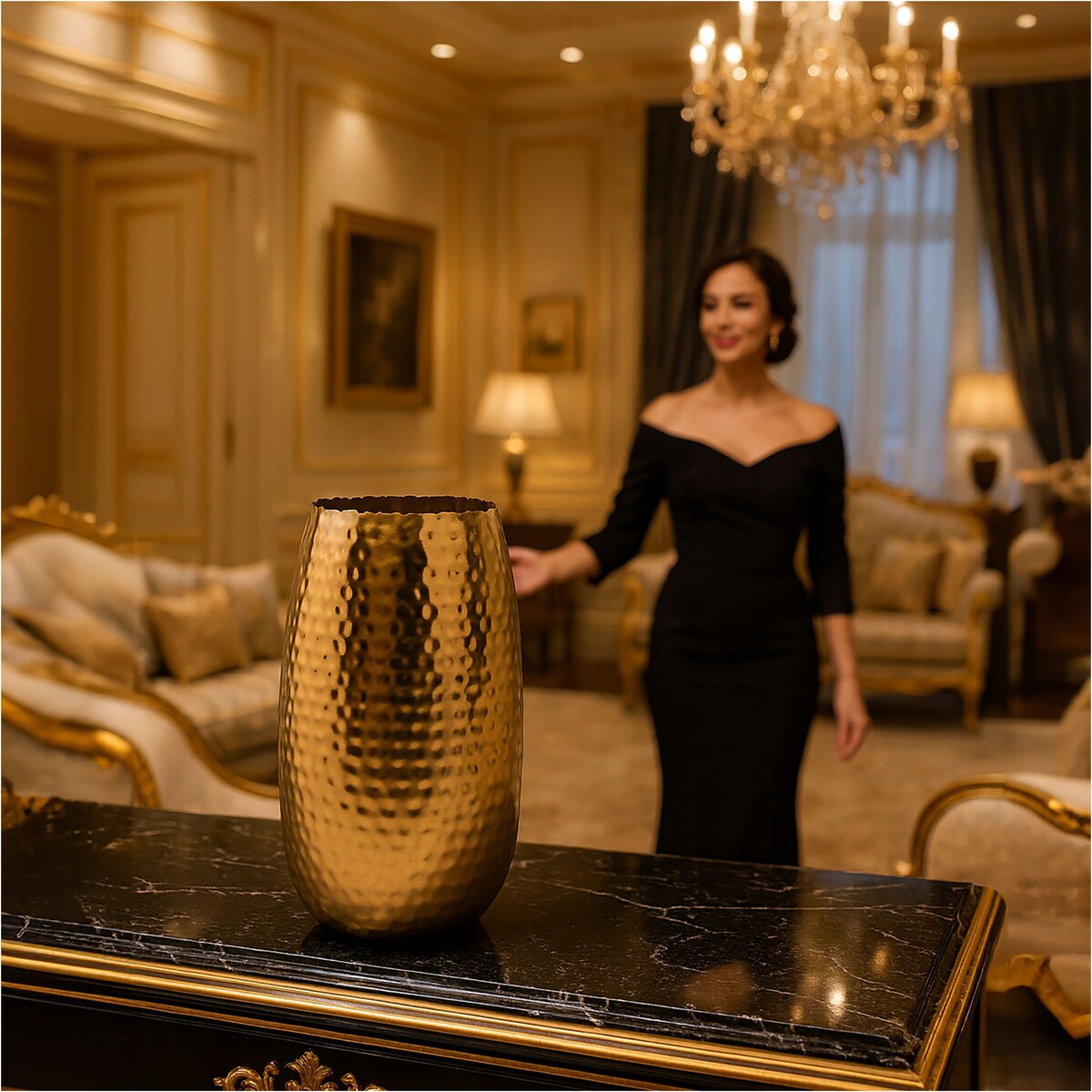 Wazon Metalowy Zdobiony Dekoracyjny 18X29 Cm Waza Ozdobna Na Kwiaty Złoty