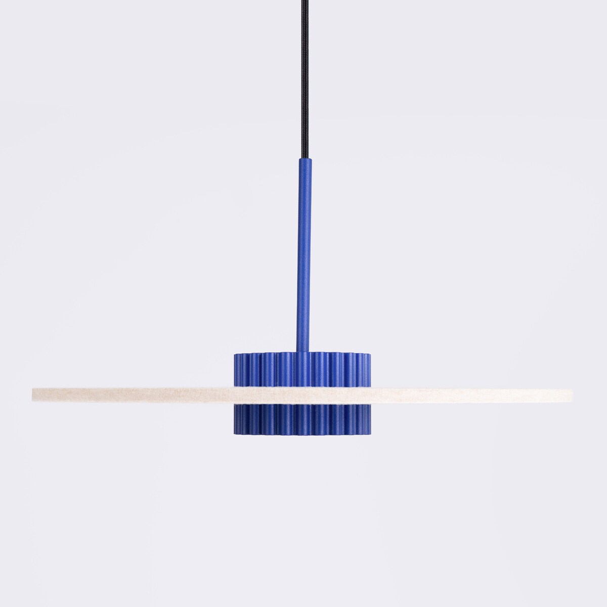 Lampa wisząca OVO 1 ultramaryna/beżowa filc Gx53