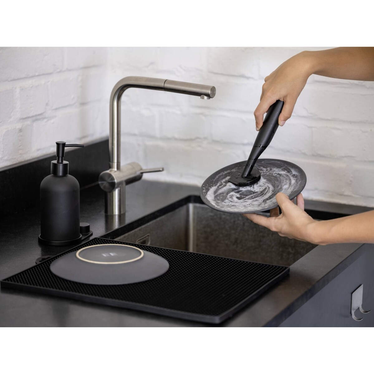 Zestaw kuchenny, dozownik 400 ml i szczotka, Piedo, WENKO